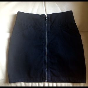 Black font zip mini skirt (size 2)